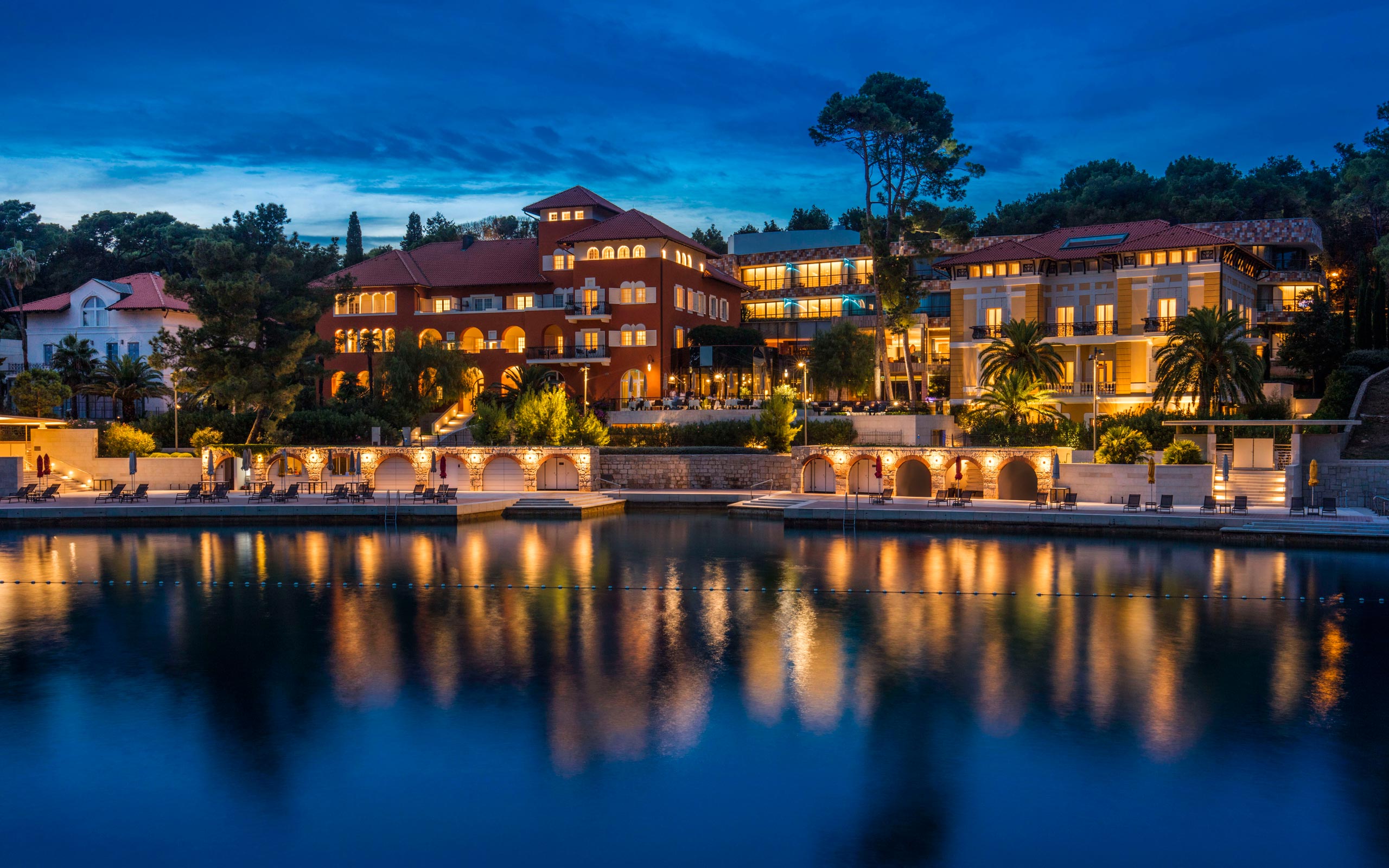 Bonus Night Boutique Hotel Alhambra Lo  inj Hotels Villas  Kroatien