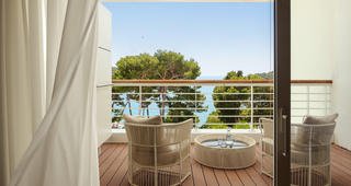 Bellevue Suite Balcony 