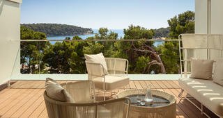 Luxury Suite Sea View Balcony 