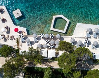 Bellevue Beach Club