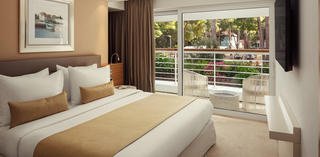 LH Bel Junior Suite Park Side 100 02