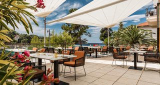 Alfred Keller restaurant terrace
