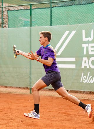 tenis academy
