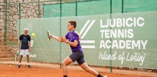 tenis academy