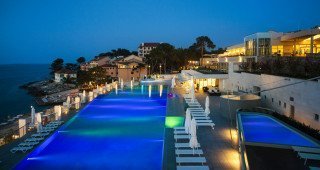 Vitality Hotel Punta infinity pool