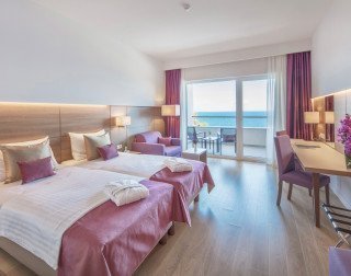 Sea view room in Vitality Hotel Punta