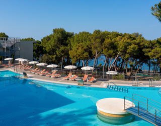 Family Hotel Vespera Pool