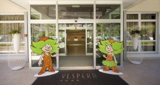 Family Hotel Vespera entrance
