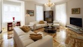 Villa Mirasol living room